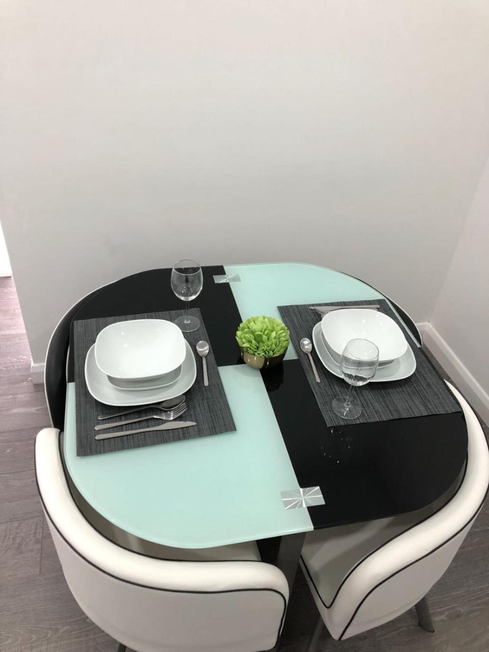 Bluegreen Suites Edgware Exteriör bild